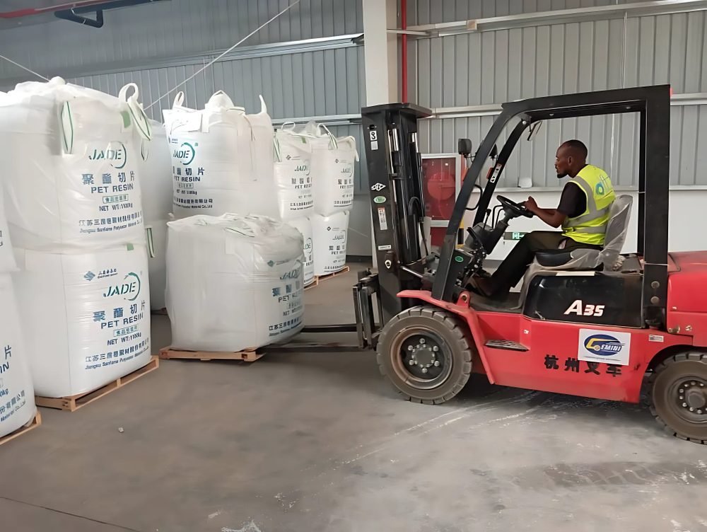 Gemini team managing warehouse inventory
